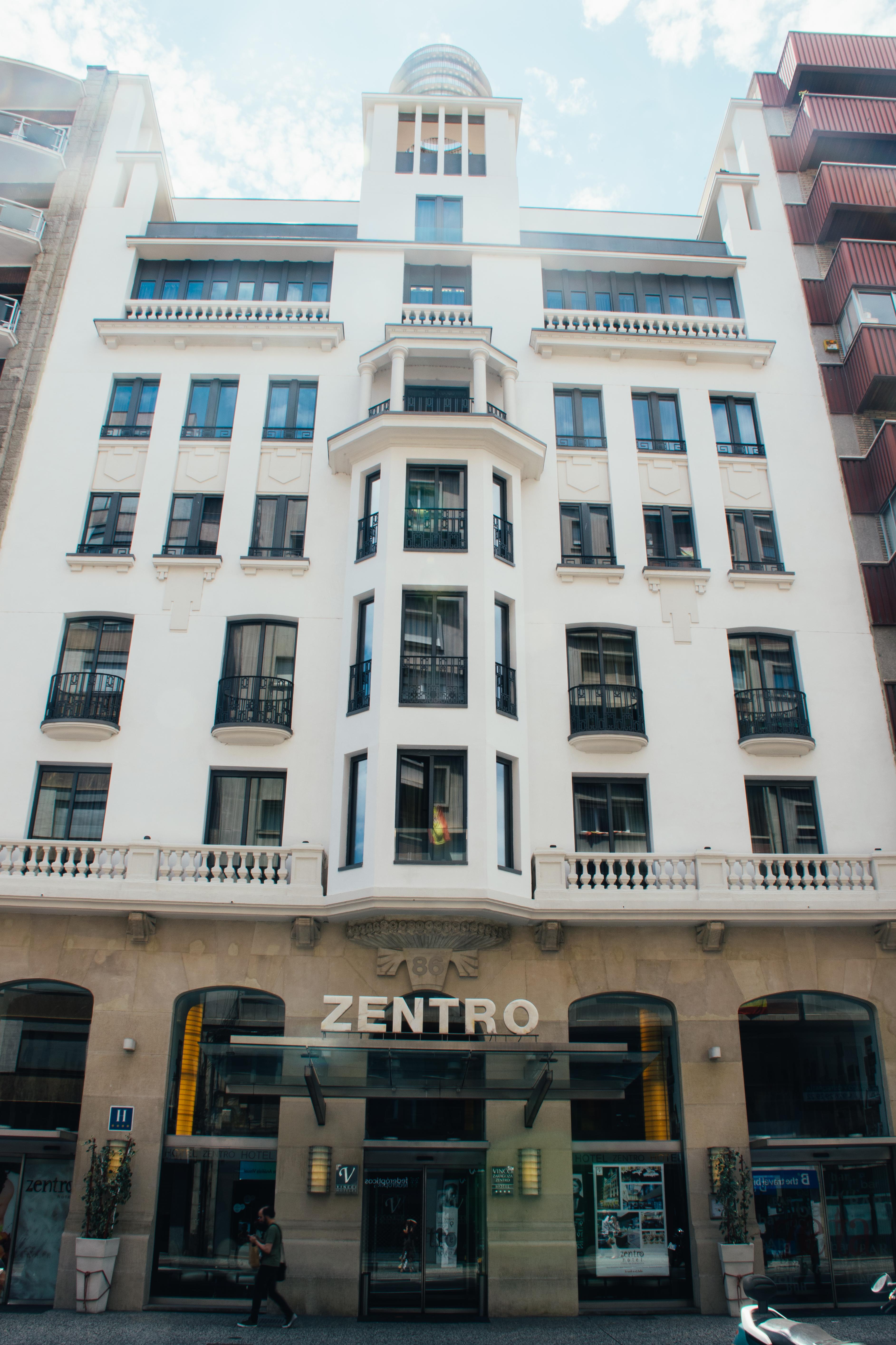 Vincci Zaragoza Zentro Hotel Exterior photo